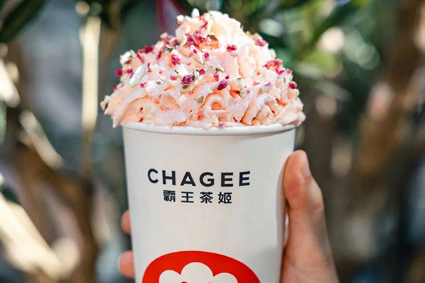 探索霸王茶姬加盟的低风险高收益模式,助您快速步入创业成功之路 探索霸王茶姬加盟的低风险高收益模式,助您快速步入创业成功之路