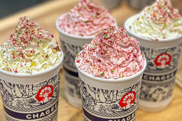 霸王茶姬提供全方位加盟支持,保障您的创业成功! 霸王茶姬提供全方位加盟支持,保障您的创业成功!